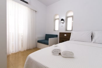 kissamia rooms next to night clubs
