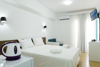kissamia rooms next to night clubs