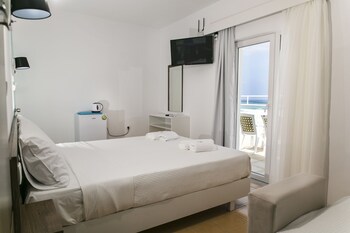 kissamia rooms next to night clubs
