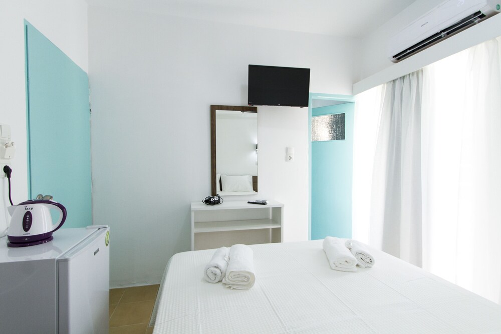 kissamia rooms next to night clubs