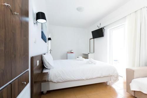 kissamia rooms next to night clubs