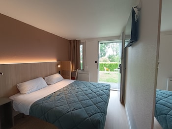 premiere classe saintes