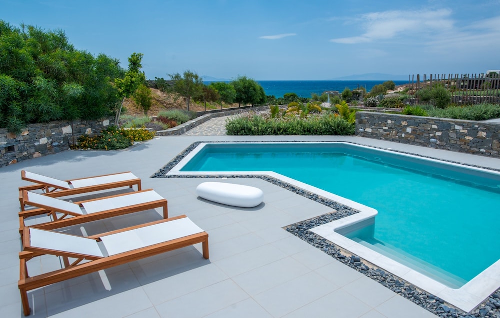 aelia paros villas