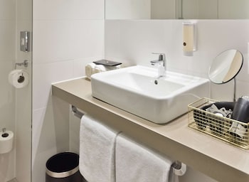 elaya hotel munich city ehem arthotel ana diva