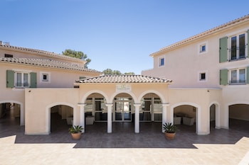 six fours les plages