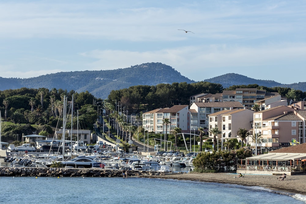 six fours les plages