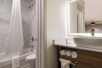 signature inn houston galleria