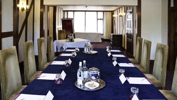 Whately Hall,England>>Banbury,3 star