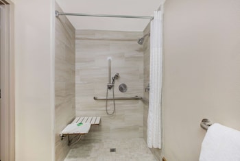 fairfield by marriott inn and suites fresno river park