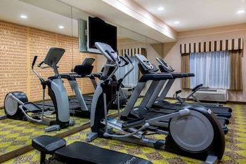 fairfield by marriott inn and suites fresno river park