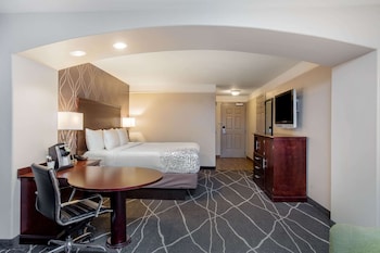 fairfield by marriott inn and suites fresno river park