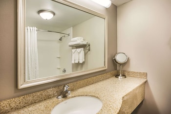 fairfield by marriott inn and suites fresno river park