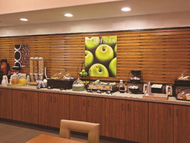fairfield by marriott inn and suites fresno river park