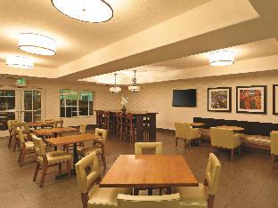 fairfield by marriott inn and suites fresno river park