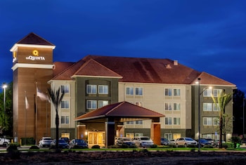 fairfield by marriott inn and suites fresno river park