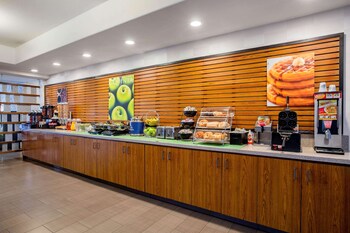 fairfield by marriott inn and suites fresno river park