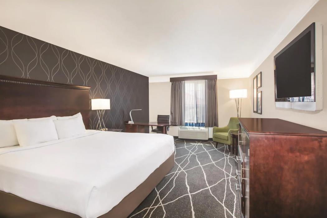 fairfield by marriott inn and suites fresno river park