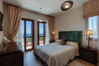 aphrodite hills golf and spa resort residences mythos villas
