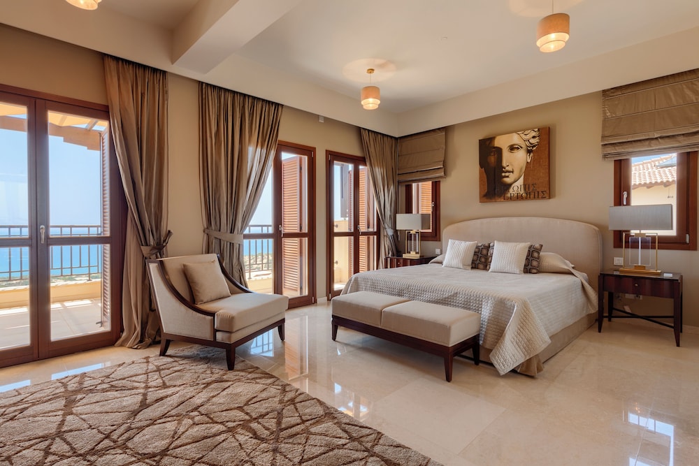 aphrodite hills golf and spa resort residences mythos villas