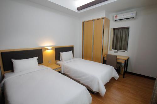 imperial suites miri