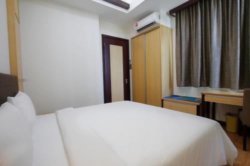 imperial suites miri