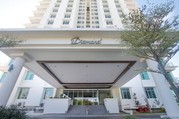 imperial suites miri