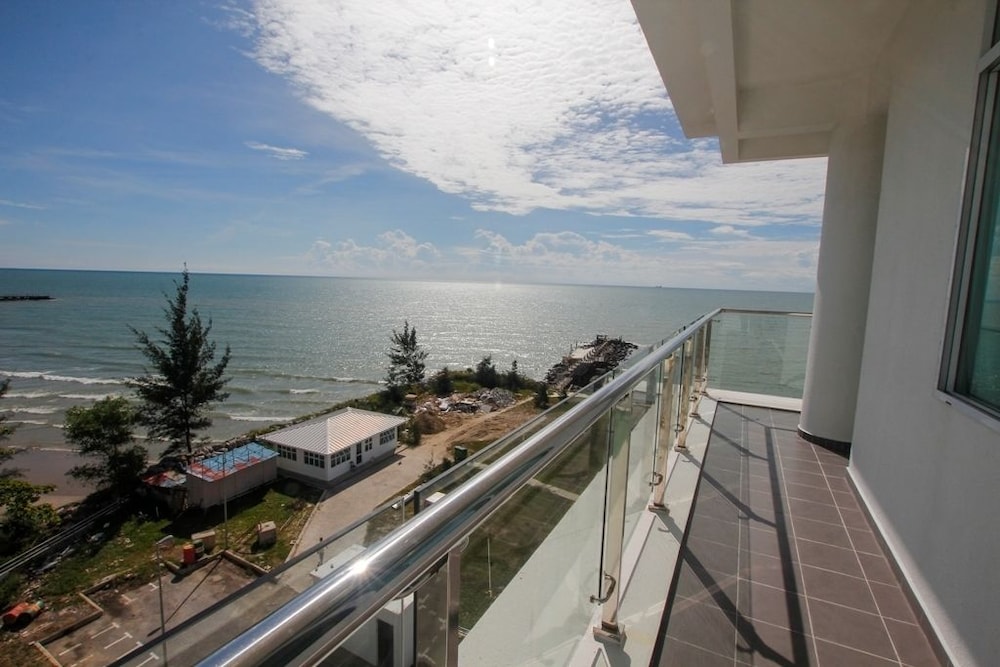 imperial suites miri