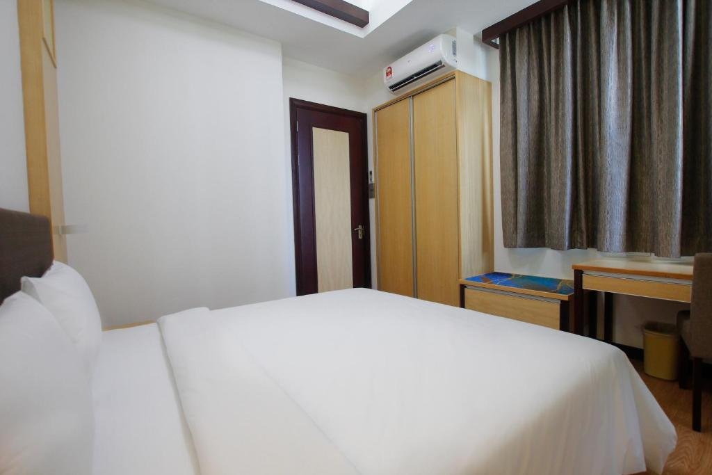 imperial suites miri