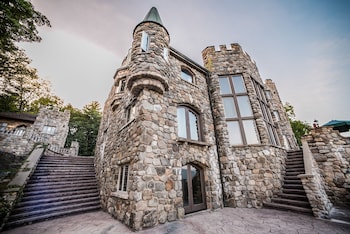highlands castle overlooking lake george plus 2 other castles