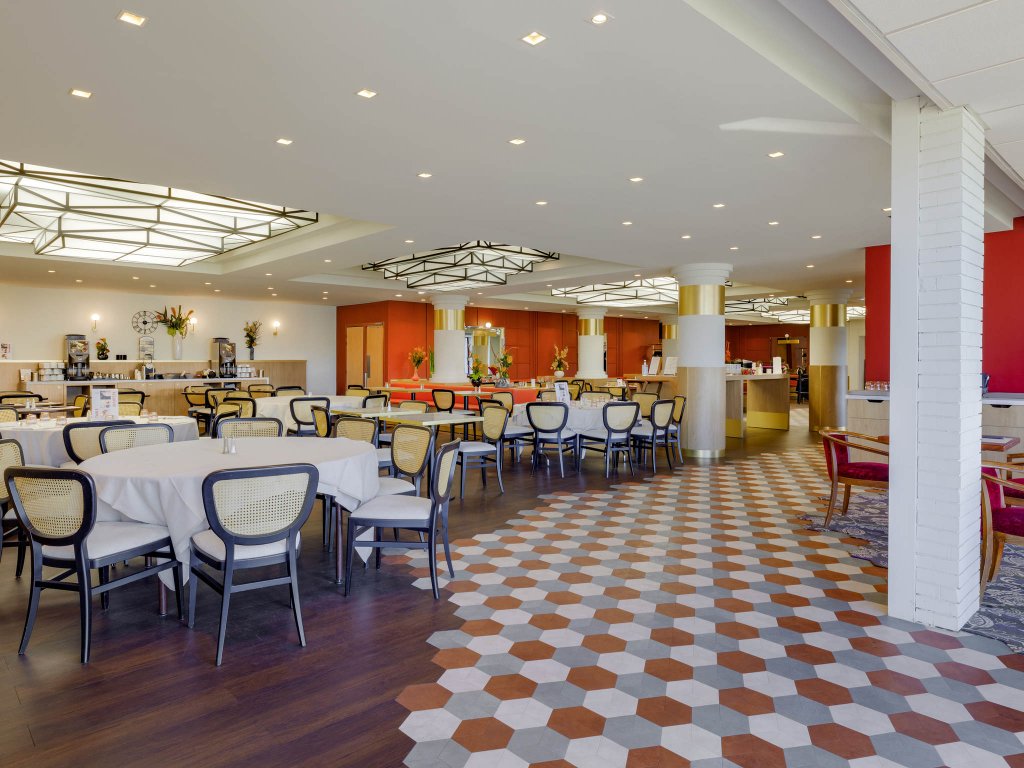 Mercure Lyon Est Villefontaine,,4 star