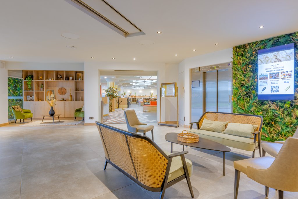 Mercure Lyon Est Villefontaine,,4 star