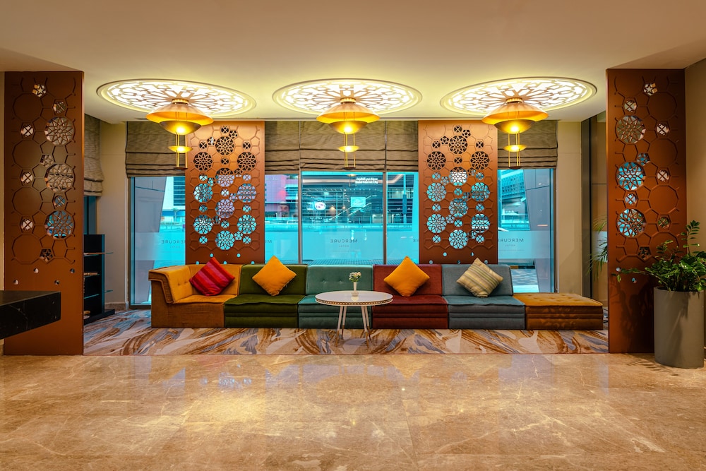 mercure suites dubai barsha heights