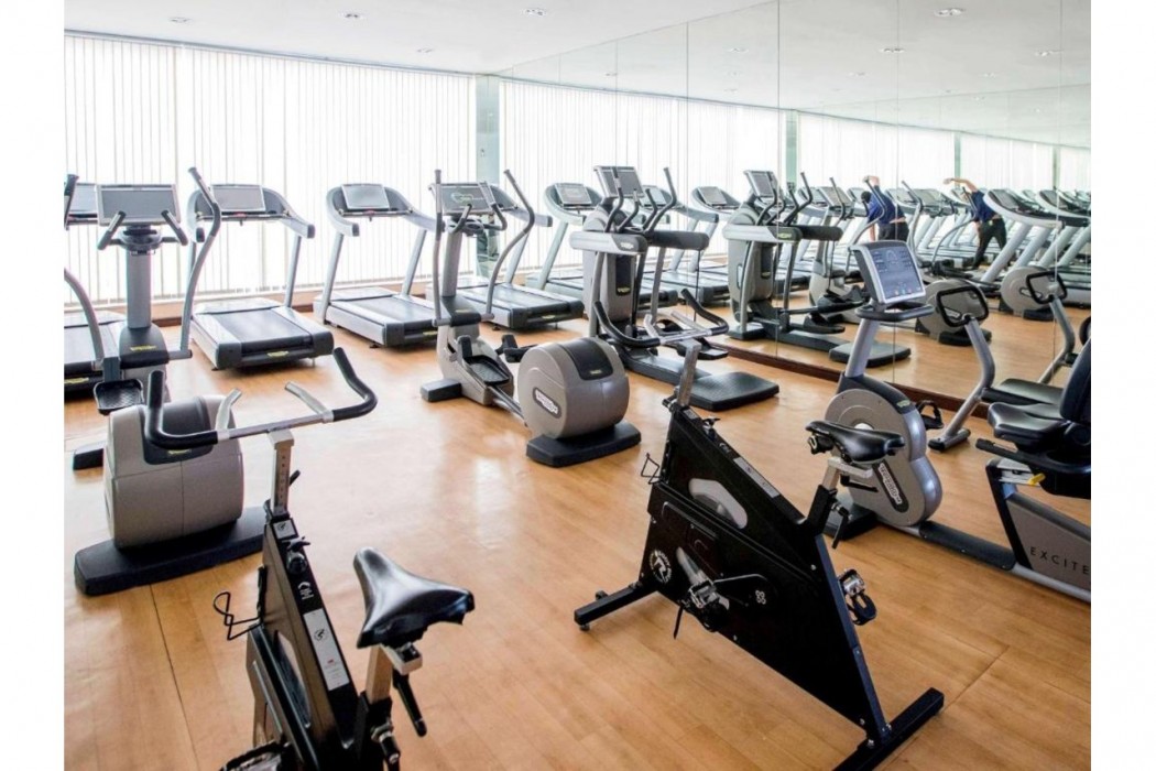 mercure suites dubai barsha heights