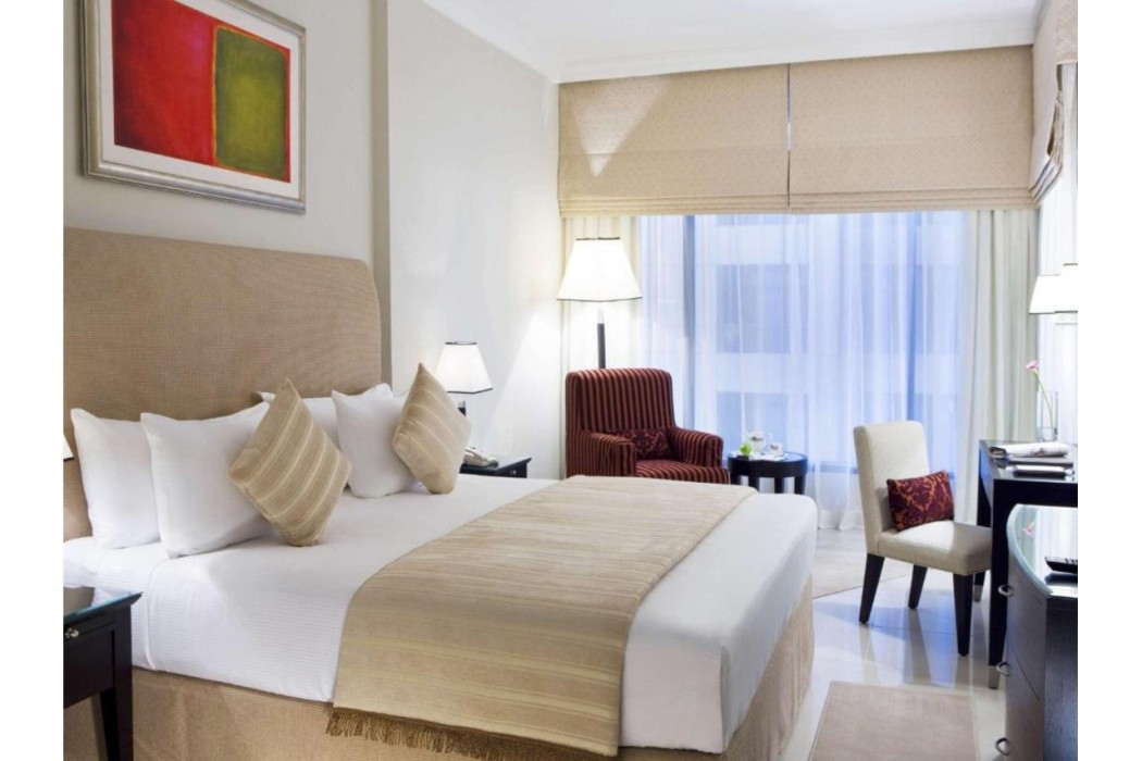 mercure suites dubai barsha heights