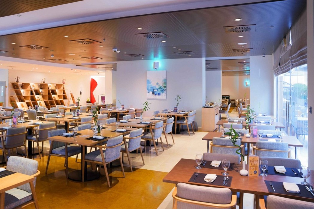 mercure suites dubai barsha heights
