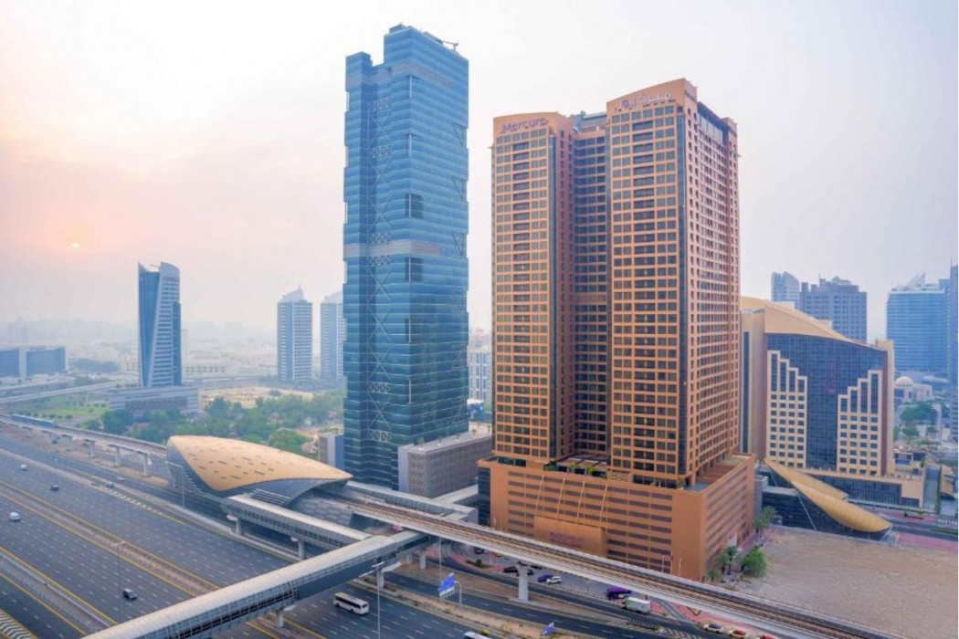 mercure suites dubai barsha heights