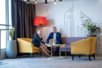 mercure suites dubai barsha heights