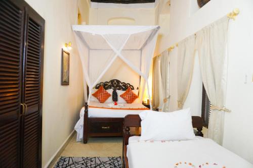 al johari hotel and spa