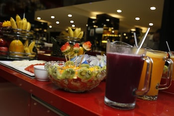 holiday business chapeco