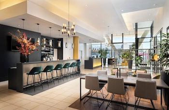 leonardo hotel salzburg airport