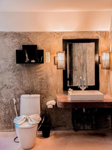 the hideaway pariya haad yuan ko pha ngan