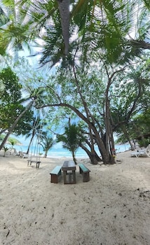 the hideaway pariya haad yuan ko pha ngan