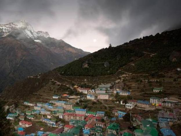 mountain lodges of nepal namche