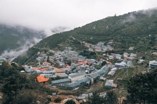 mountain lodges of nepal namche
