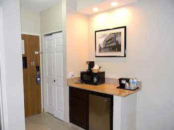 comfort inn and suites mundelein vernon hills