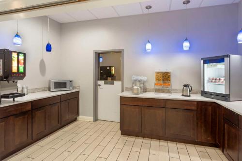 comfort inn and suites mundelein vernon hills