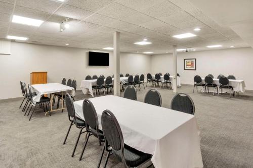 comfort inn and suites mundelein vernon hills