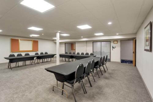 comfort inn and suites mundelein vernon hills
