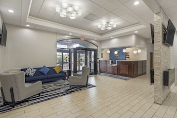 comfort inn and suites mundelein vernon hills