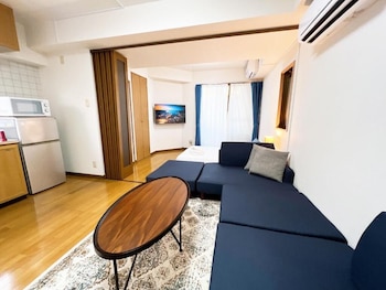pine tree hotel